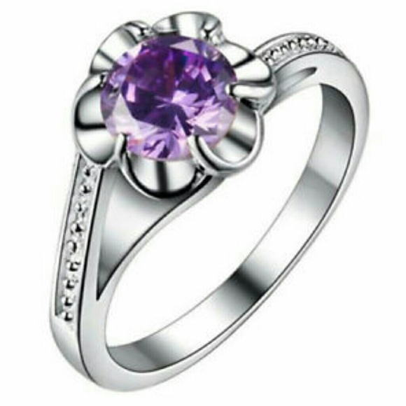 Ring - Picture 2 of 2